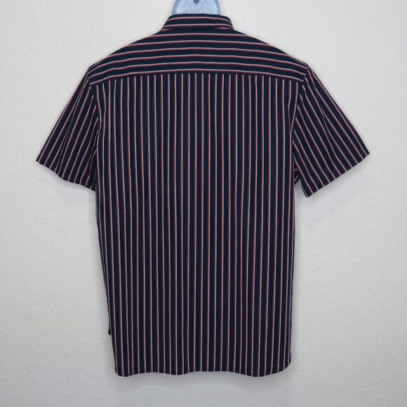 Calvin Klein* Men's Short Sleeve Button Down Curved Hem Stripe Shirt~ Size XL - Picture 2 of 10
